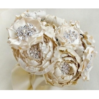 تاج و دسته گل عروس